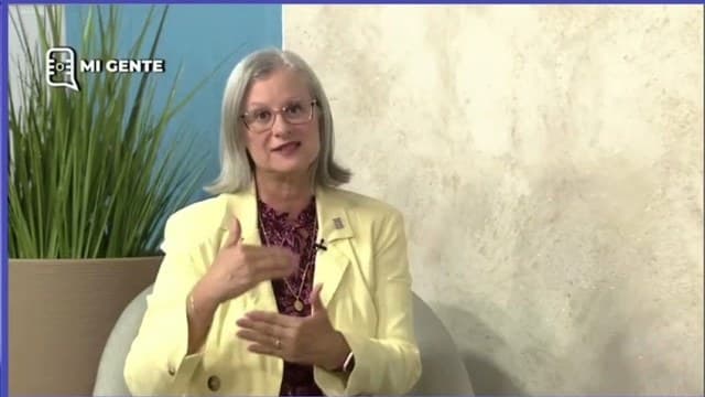 Michelle De La Cruz en el programa Mi Gente del Colegio de CPA, explicando la radicación de quien trabaja por cuenta propia.